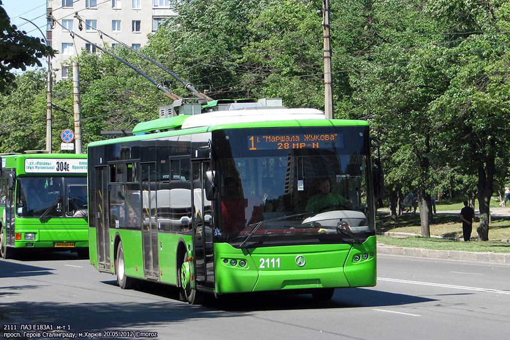 ЛАЗ E183А1 #2111