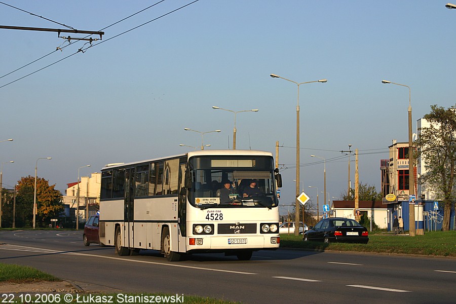 MAN ÜL272 #4528