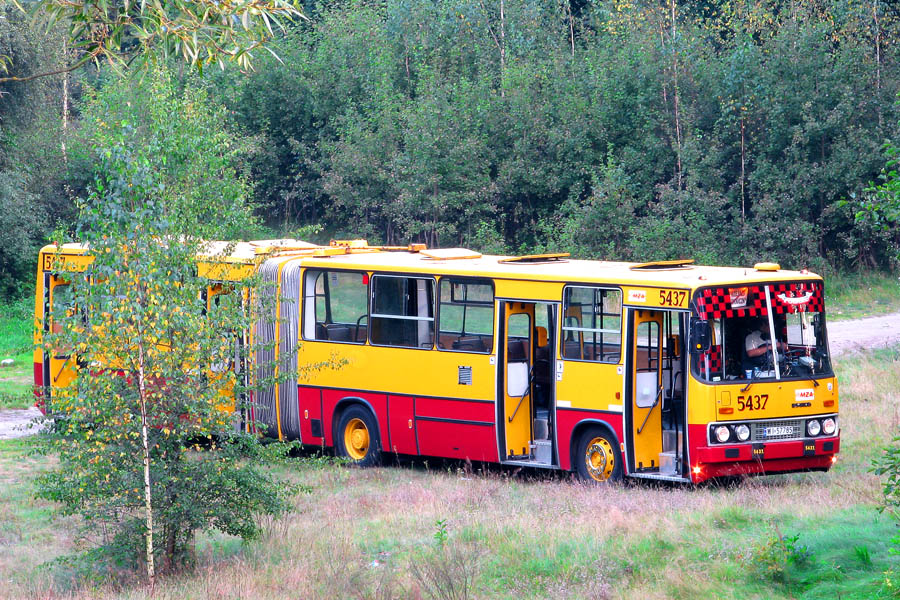 Transport Database and Photogallery - Ikarus 280.26 #24536