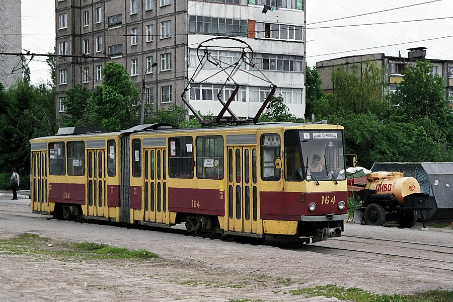 Tatra KT4SU #164