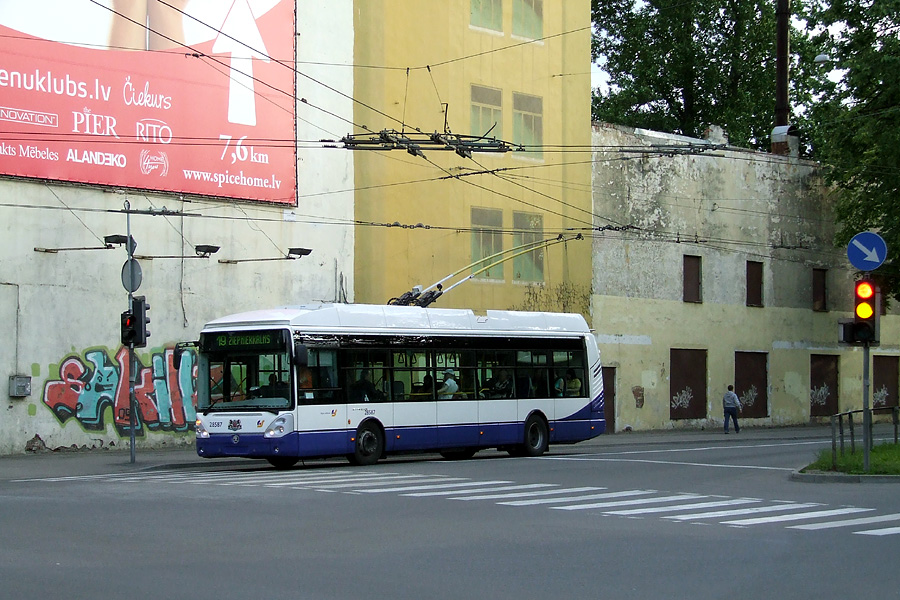 Škoda 24Tr Irisbus #28587