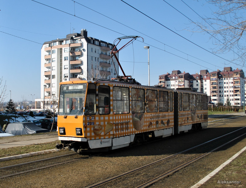 Tatra KT4YU #209