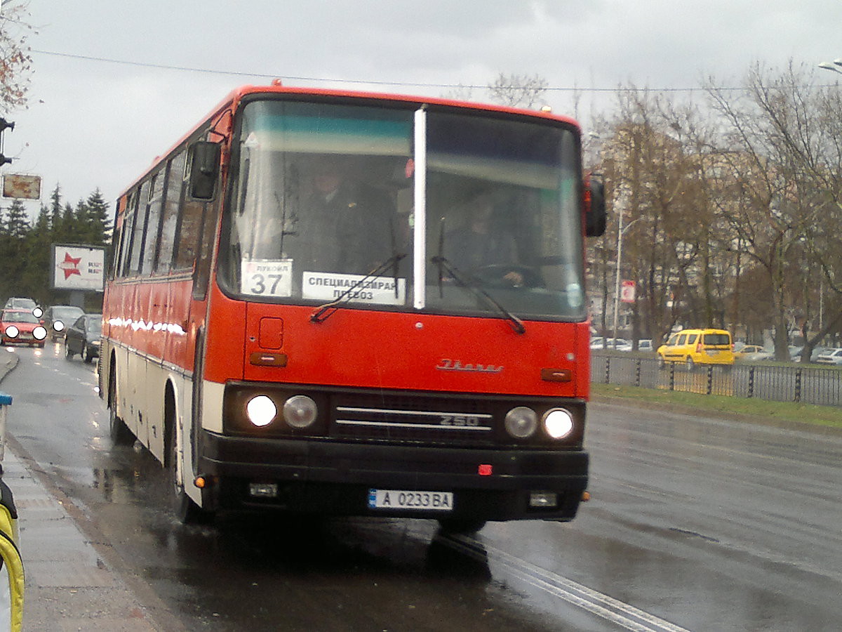 Ikarus 250.59 #A 0233 BA