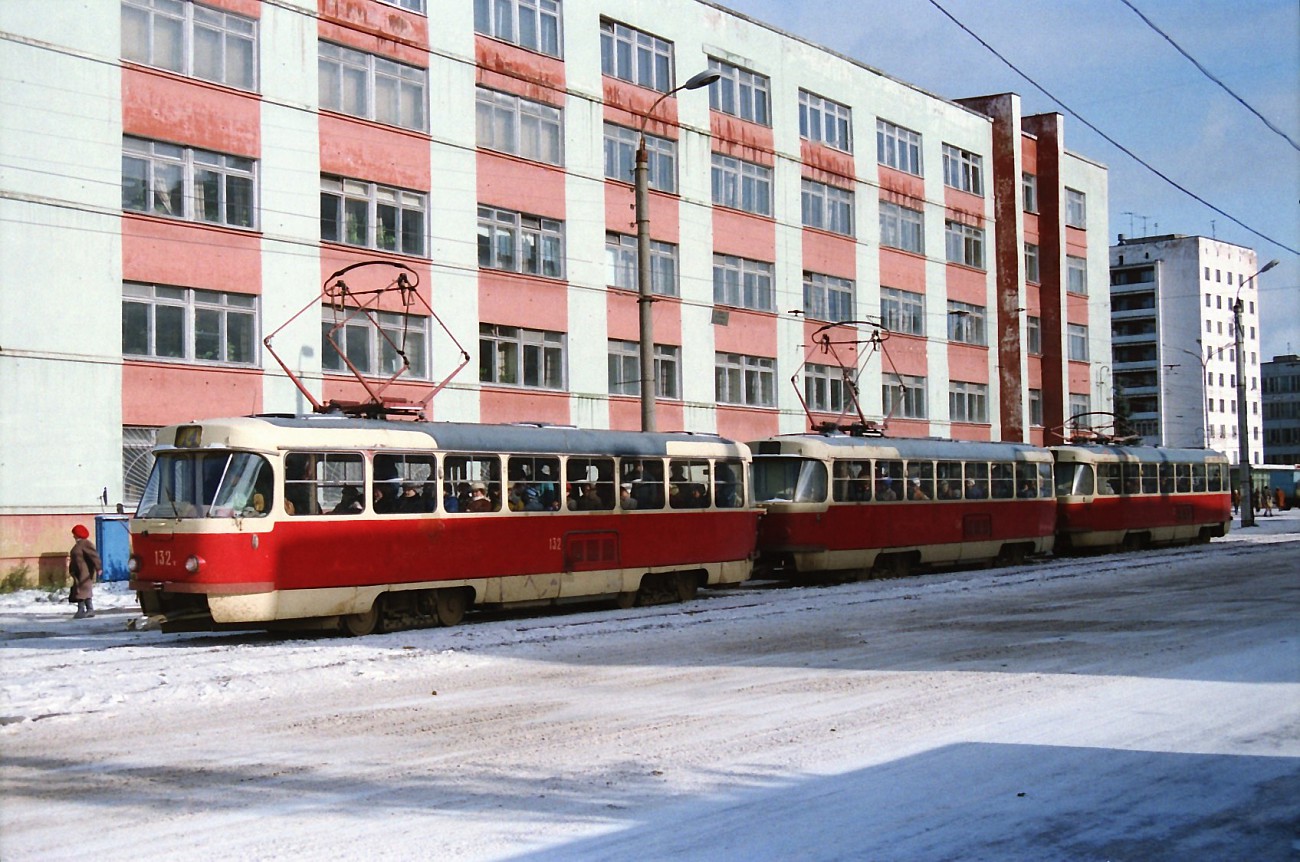 Tatra T3SU #132