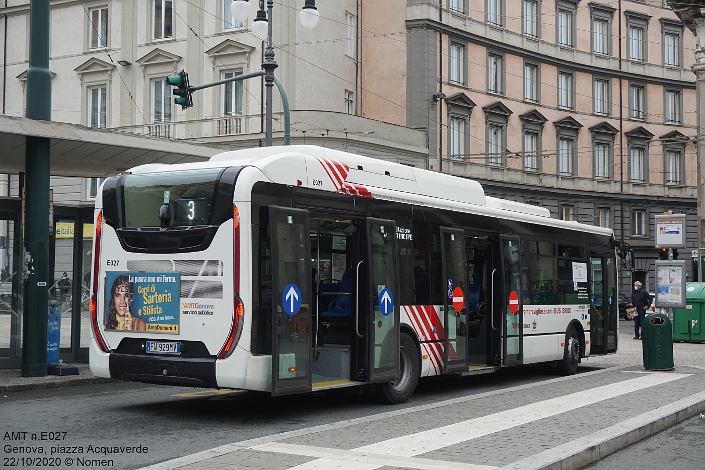 Iveco Urbanway 12 Hybrid #E027