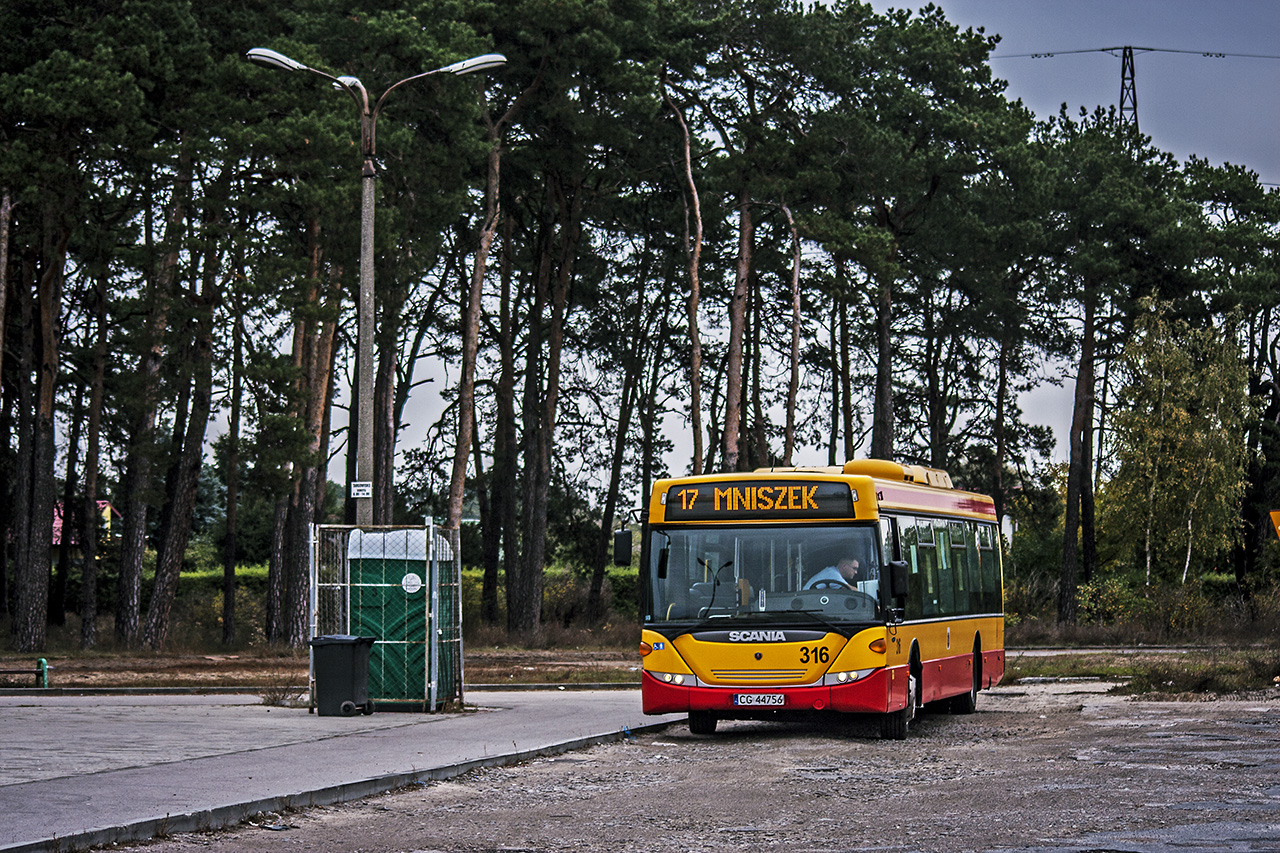 Scania CN270UB 4x2 EB #316