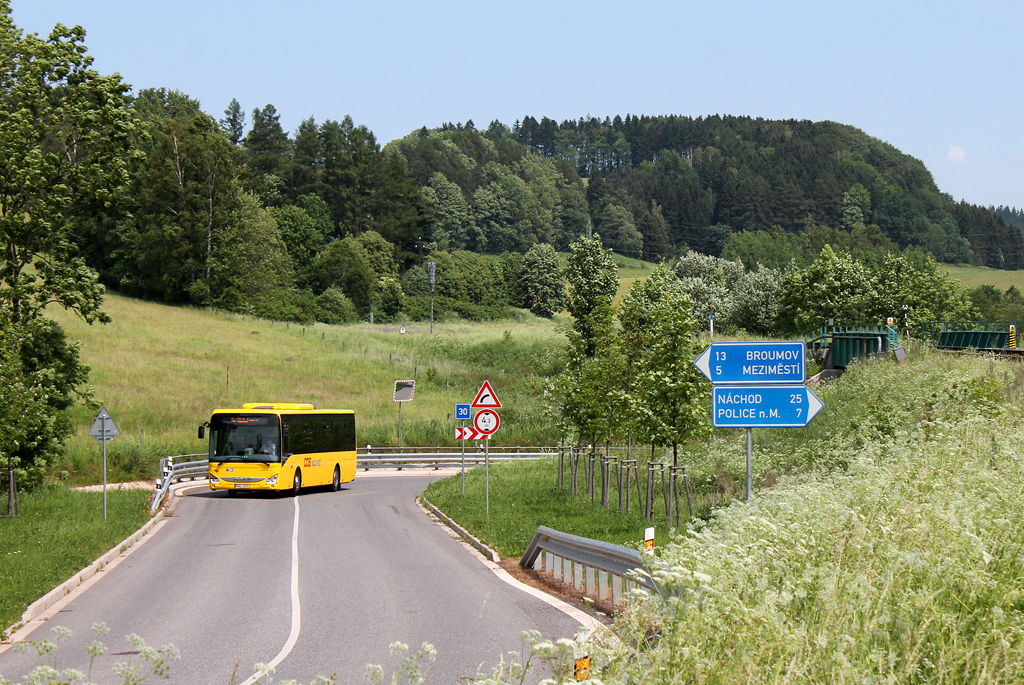 Iveco Crossway 12 LE #6H4 2974