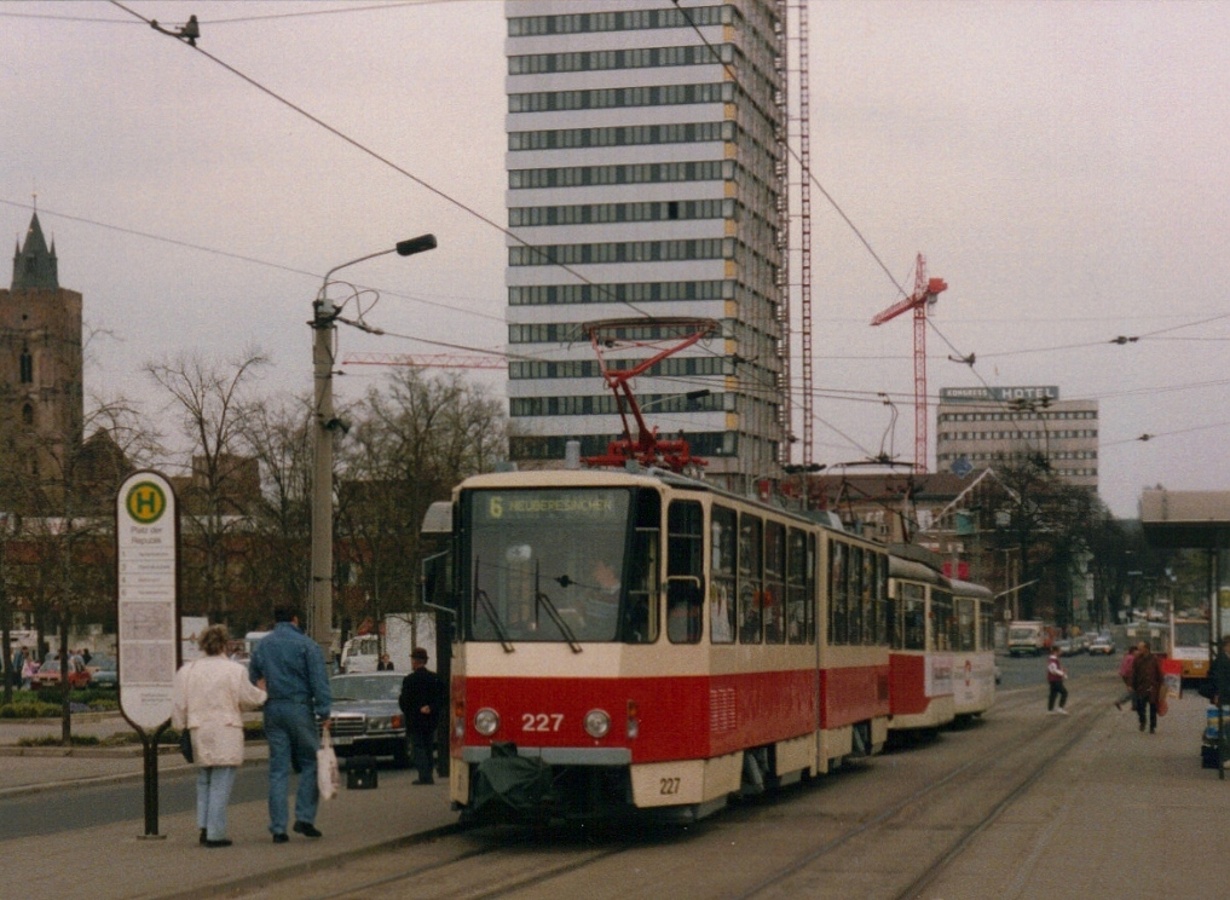 Tatra KT4D #227