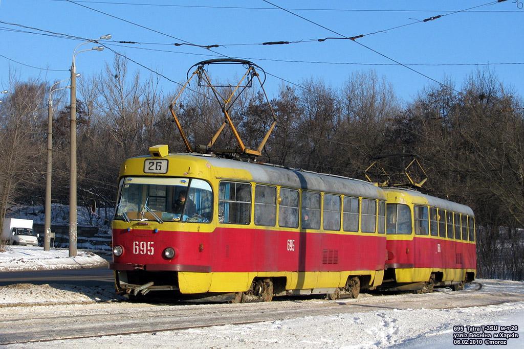 Tatra T3SU #695