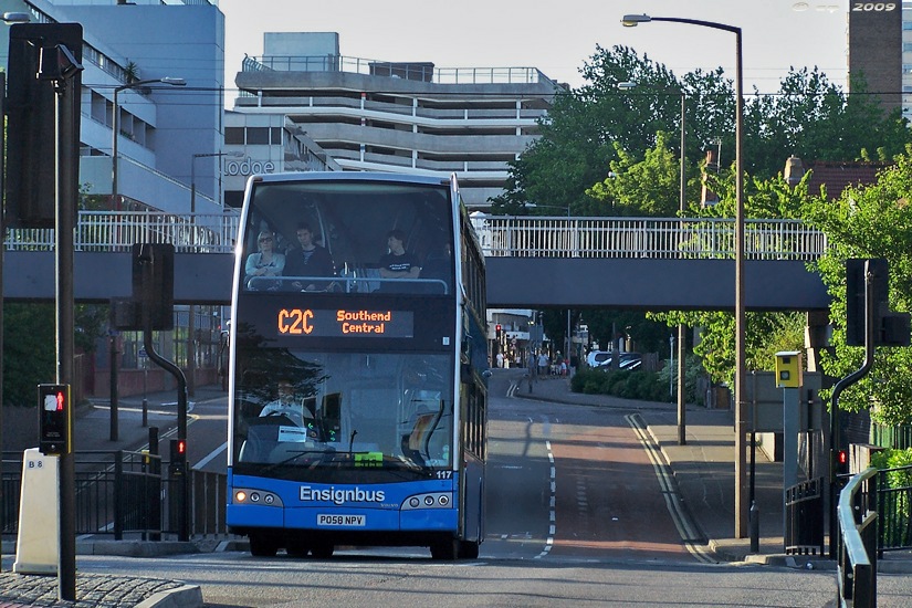 Volvo B9TL / Darwen Olympus #117