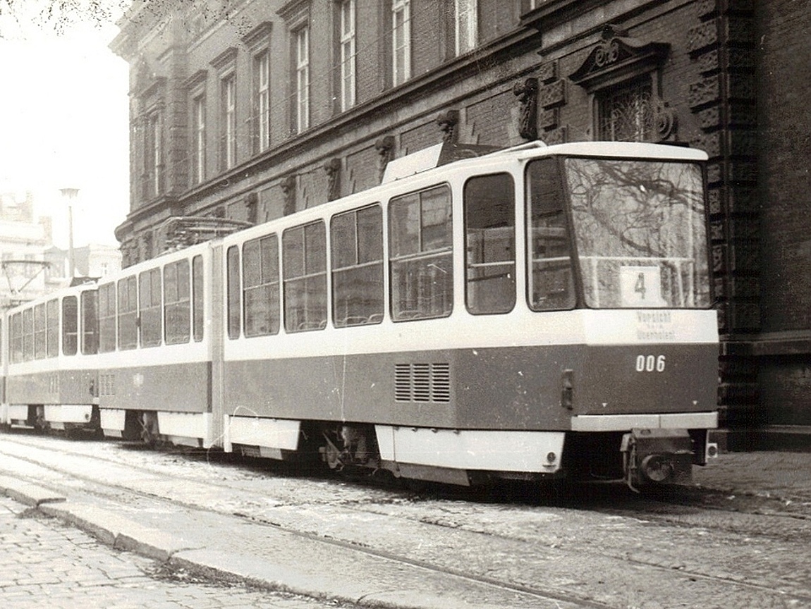 Tatra KT4D #006