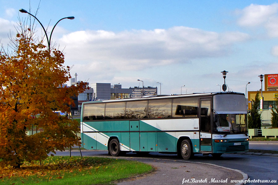 Volvo B10M / Jonckheere Deauville 45 #LU 5738G