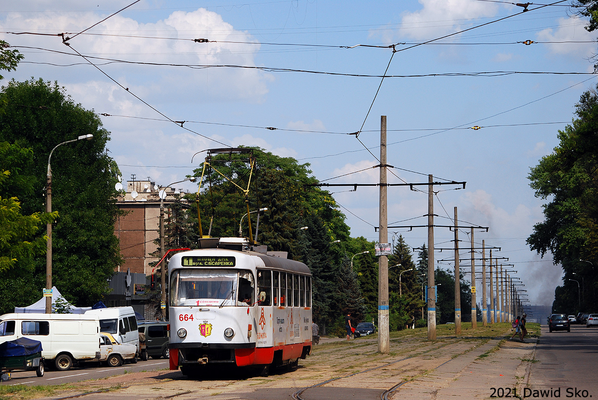 Tatra T3SUCS #664