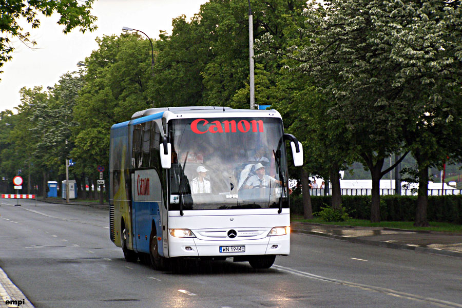 Mercedes-Benz Tourismo 15RHD #WN 1944E