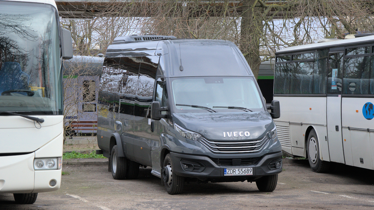 Iveco Daily 65C18 / Bus-Center #ZDR 55689