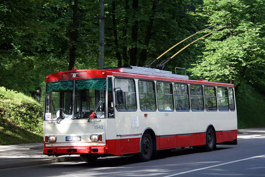 Škoda 14Tr02 #1542
