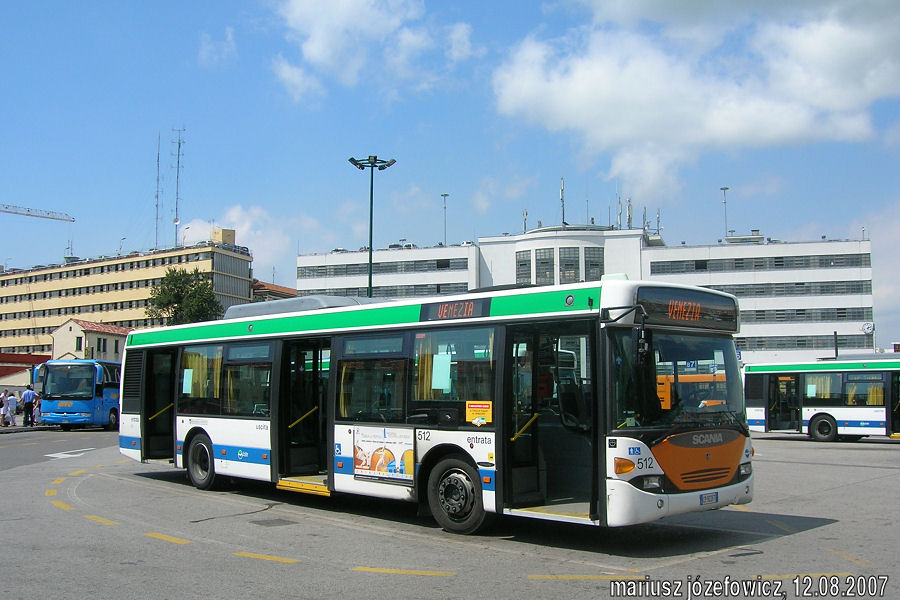 Scania CN94UB #512
